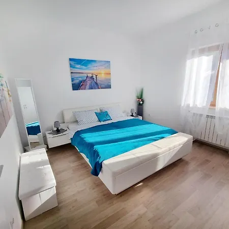 With Parking Space Zambratija, Umag - 20423 Lejlighed Savudrija
